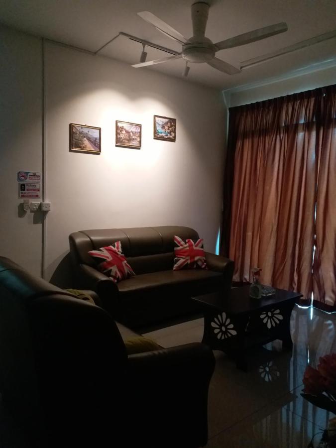 Hits Homestay Bayan Lepas Exterior photo